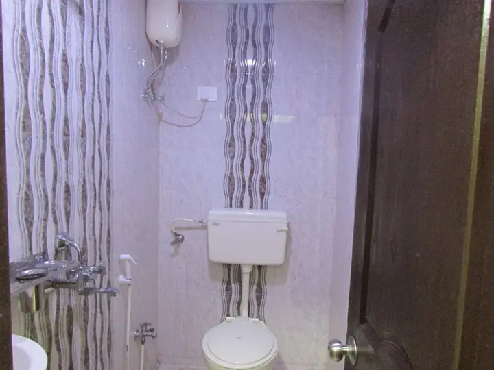 Мумбаи: OYO 328 Hotel Royal Grand