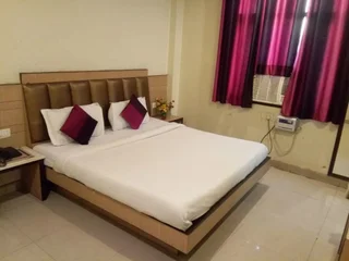 Нью-Дели: Hotel Golden Gate