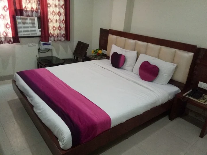 Нью-Дели: Hotel Golden Gate