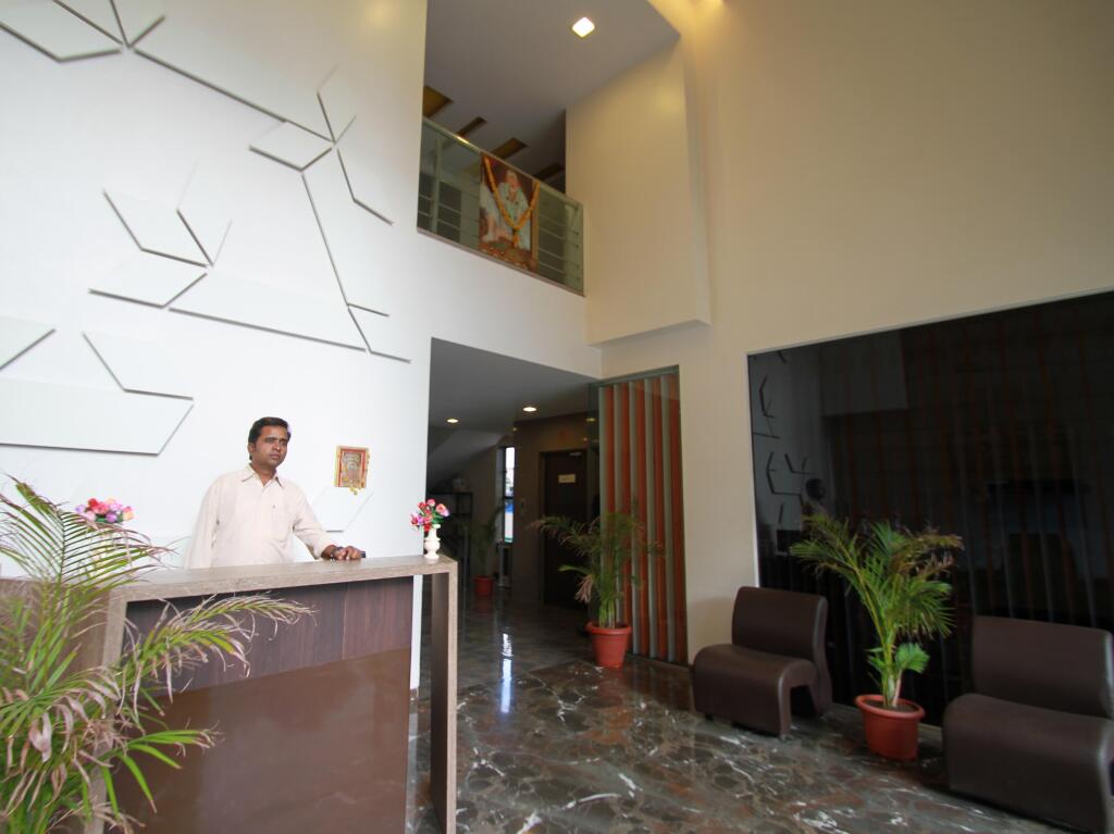 Ширди: Hotel Sai Dwarka Palace