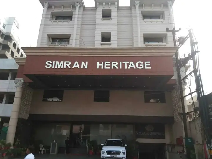 Райпур: Hotel Simran Heritage
