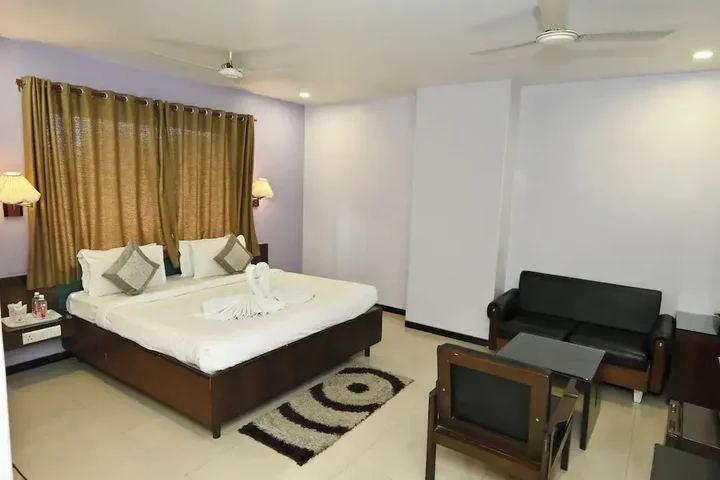 Райпур: Hotel Simran Heritage