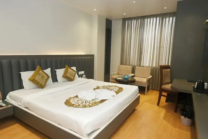 Райпур: Hotel Simran Heritage