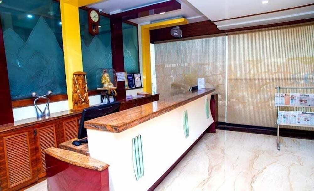 Райпур: Hotel Simran Heritage