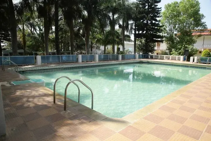 Ваниямбади: Thavika O Nila Resort Yelagiri