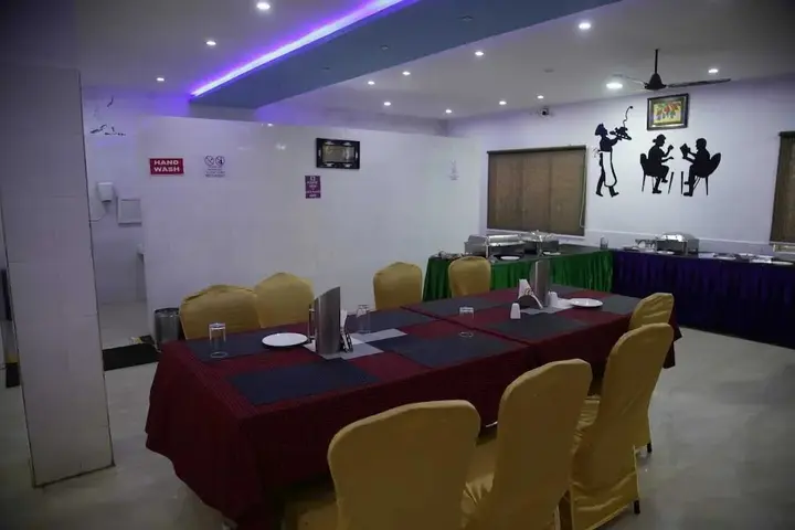 Ваниямбади: Thavika O Nila Resort Yelagiri