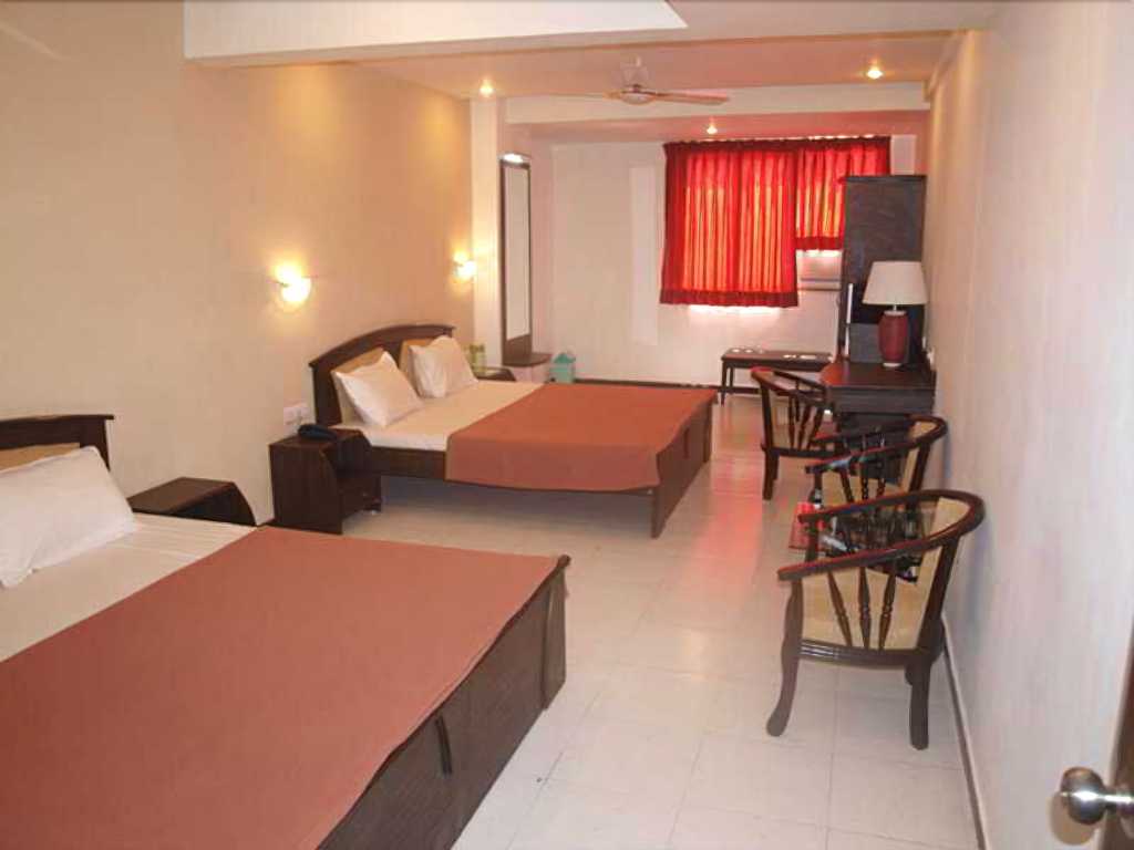 Ахмедабад: Maan Residency Hotel