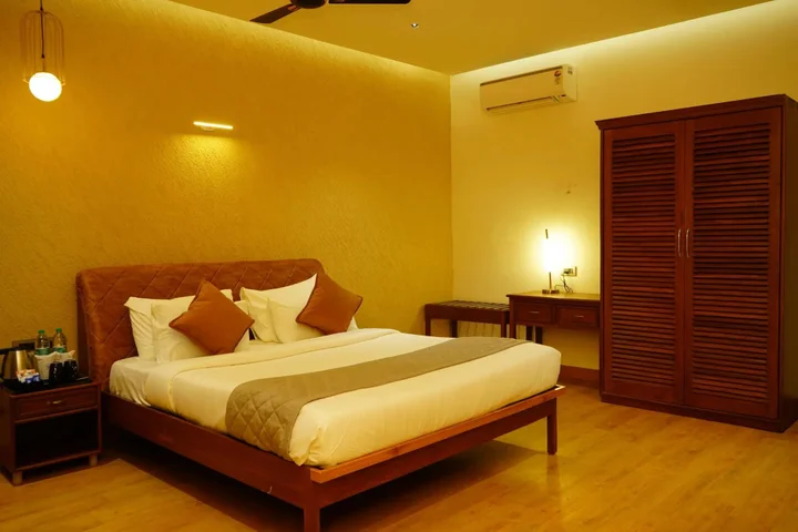 Салем: Hotel Shevaroys