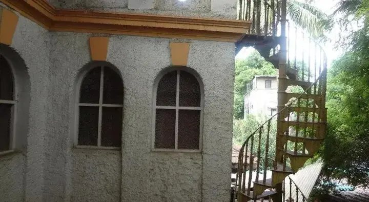 Пуна: Hotel Rajmandir