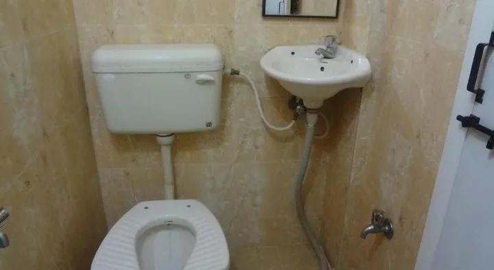 Пуна: Hotel Rajmandir