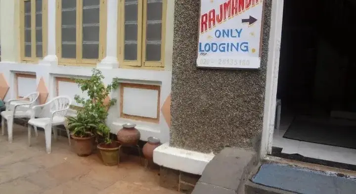 Пуна: Hotel Rajmandir