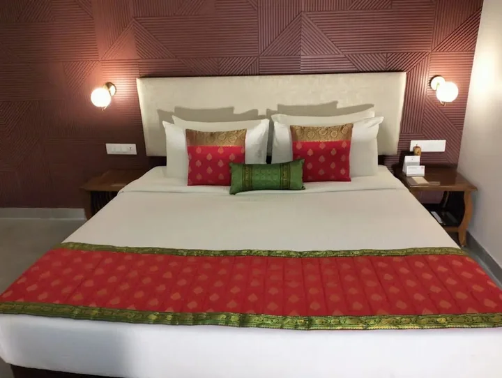 Пуна: Fort JadhavGADH - A GADH Heritage Hotel