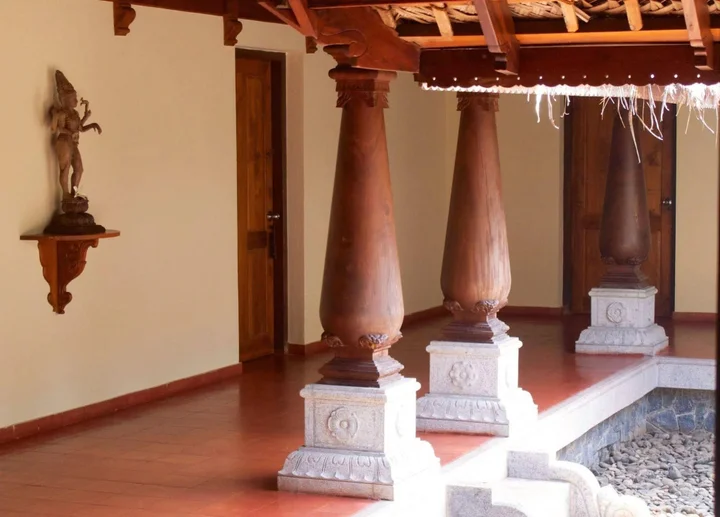 Payyanur: Neeleshwar Hermitage