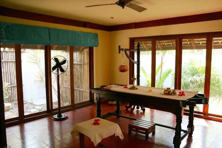 Payyanur: Neeleshwar Hermitage