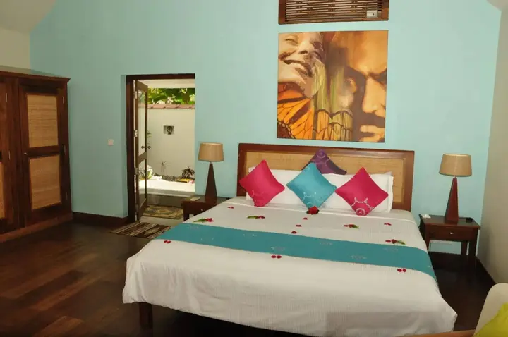 Payyanur: Neeleshwar Hermitage