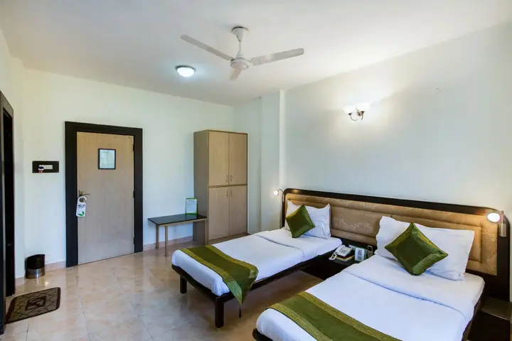 Хинджевади: Treebo Niraali Executive, Hinjewadi