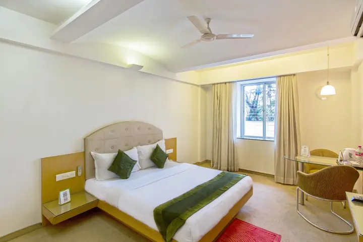 Хинджевади: Treebo Niraali Executive, Hinjewadi