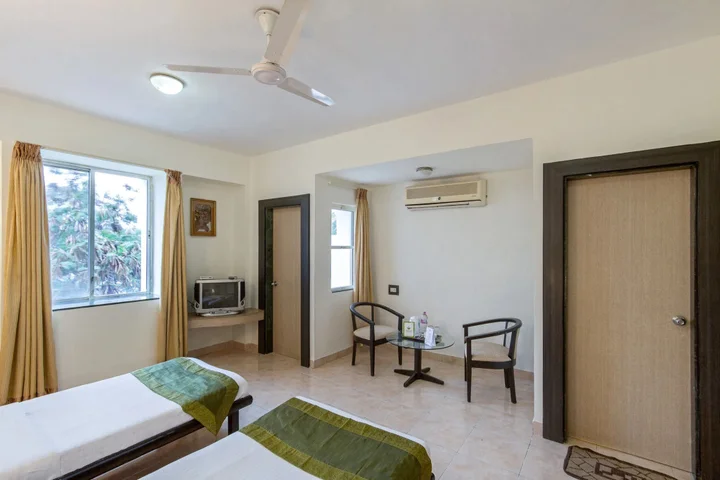 Хинджевади: Treebo Niraali Executive, Hinjewadi