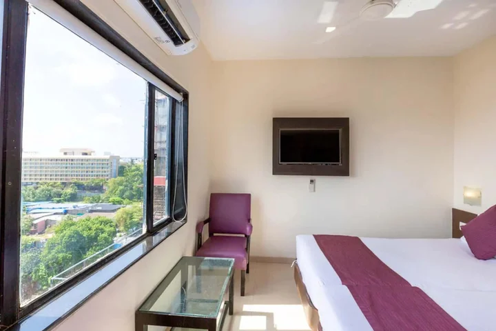 Мумбаи: Sukh Hotel