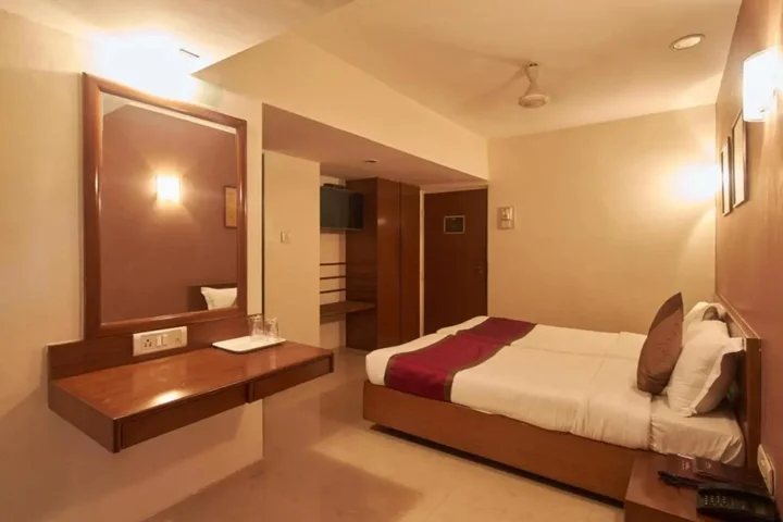 Мумбаи: Sukh Hotel