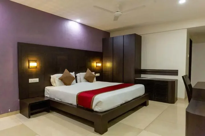 Мумбаи: Sukh Hotel