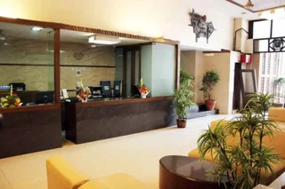 Мумбаи: Sukh Hotel