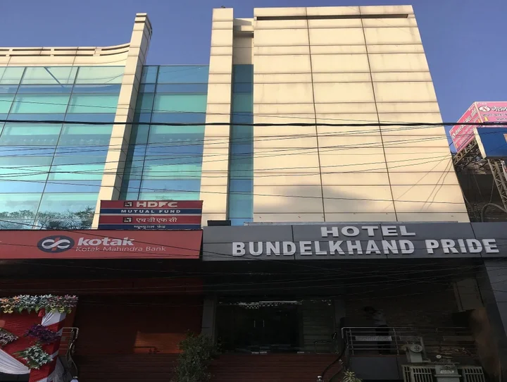 Крепость Jhansi: Hotel Bundelkhand Pride