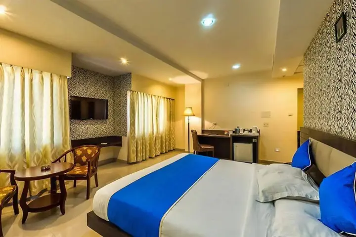 Гувахати: The Contour Hotel