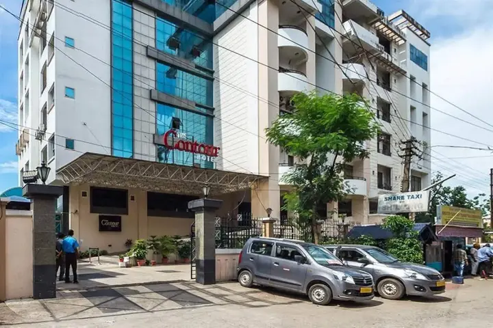 Гувахати: The Contour Hotel