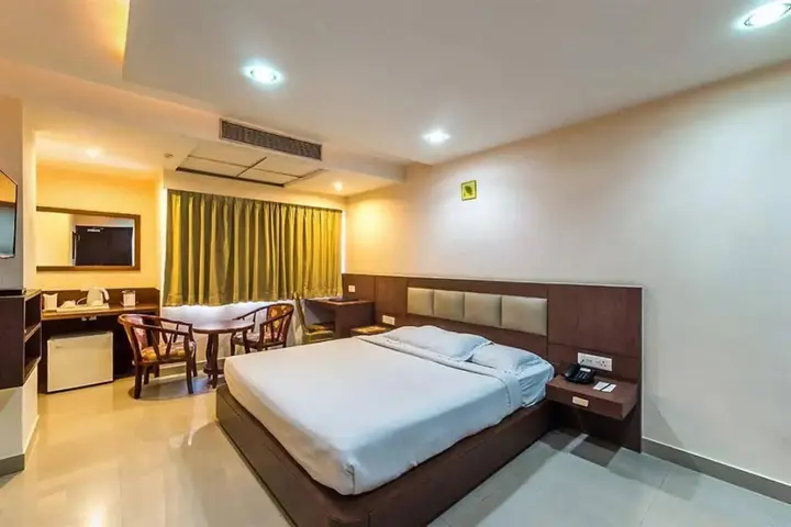Гувахати: The Contour Hotel