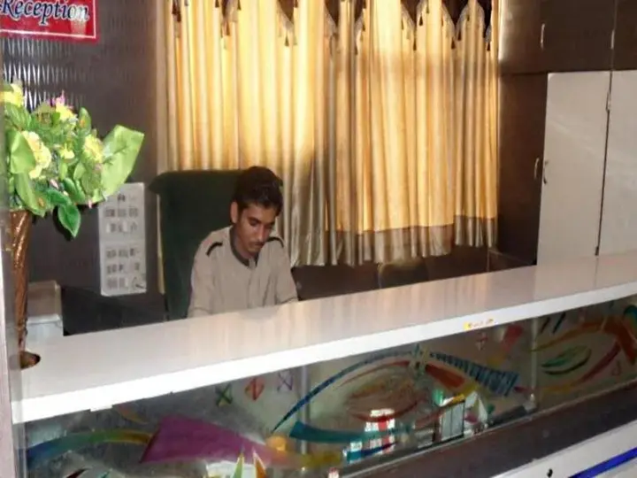 Ахмедабад: Hotel New Balaji