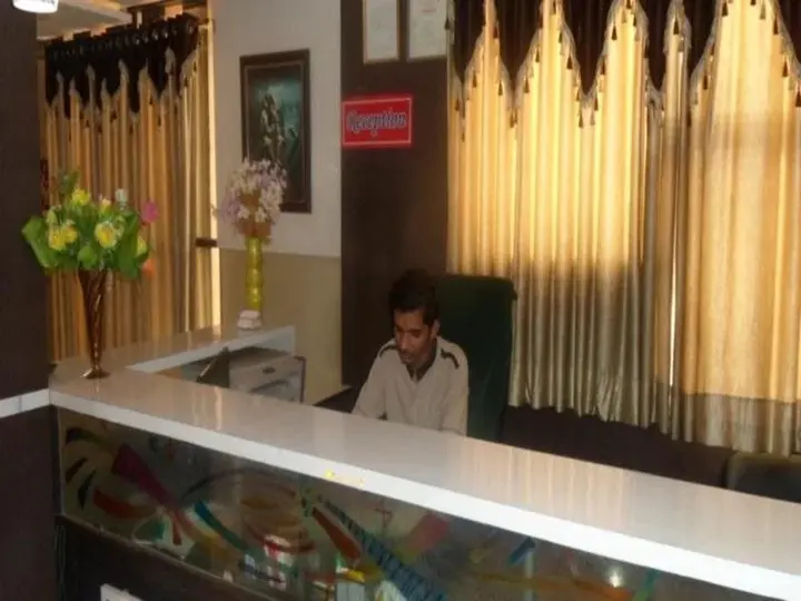 Ахмедабад: Hotel New Balaji