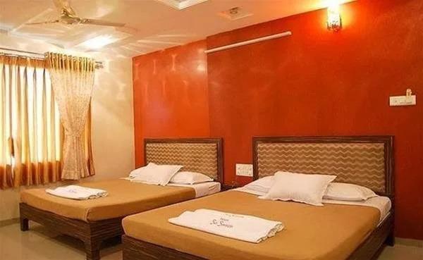 Ширди: Hotel Sai Simran