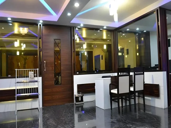 Райпур: Hotel Simran Pride