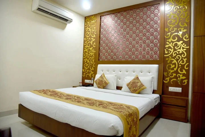 Райпур: Hotel Simran Pride