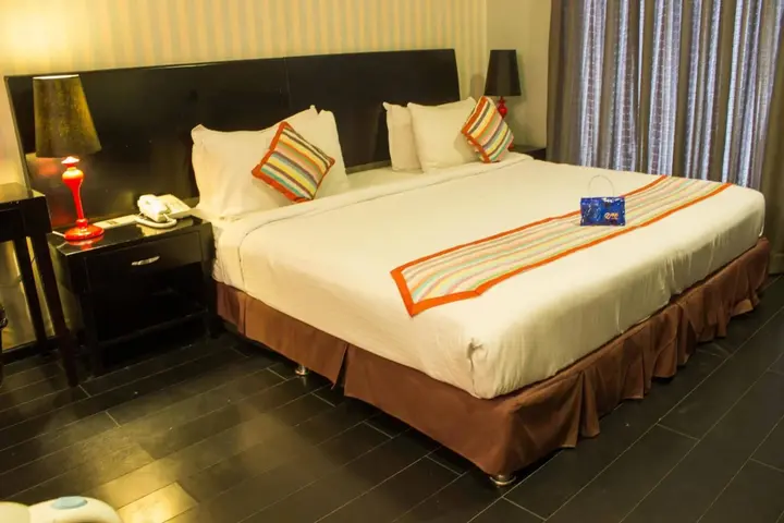Нагпур: The Travotel Suites Nagpur