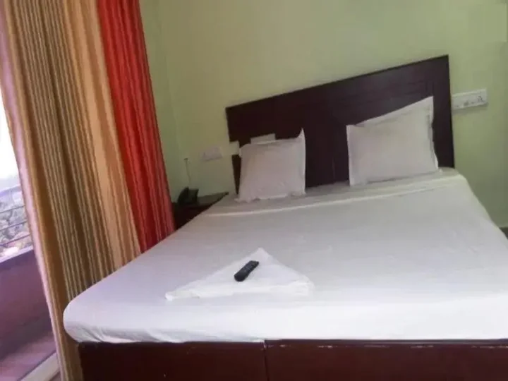 Аллеппи: Hotel Revis Heights