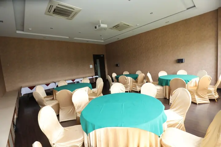 Тезпур: The Fern Residency Tezpur