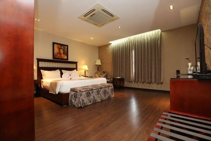 Тезпур: The Fern Residency Tezpur