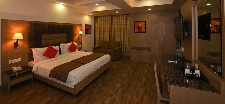 Джамнагар: Nanda Comfort Inn