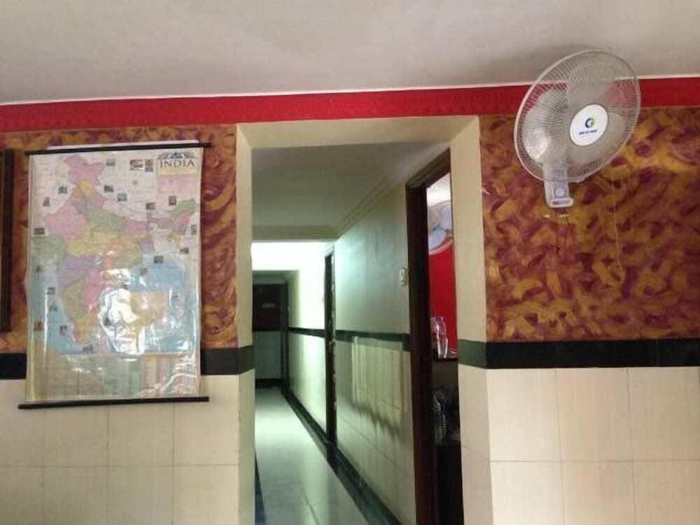 Мумбаи: Hotel Metro Plaza