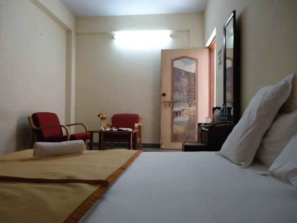 Силвасса: Hotel Krishna
