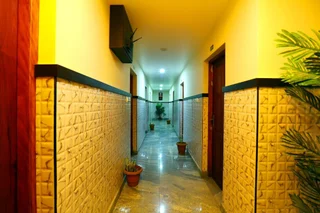 Велламундра: OYO 4678 Greens Residency
