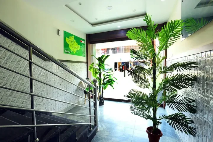 Велламундра: OYO 4678 Greens Residency