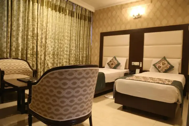 Нью-Дели: Amar Inn