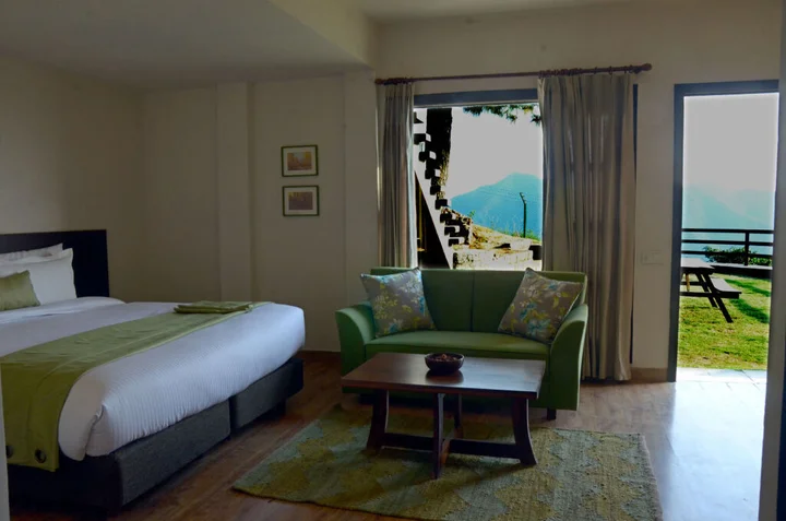 Куфри: WoodSmoke resort & Spa