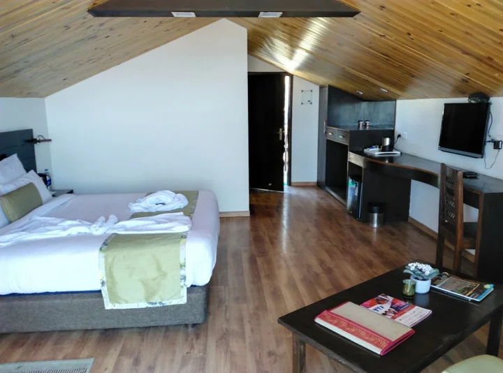 Куфри: WoodSmoke resort & Spa