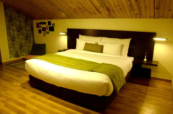Куфри: WoodSmoke resort & Spa