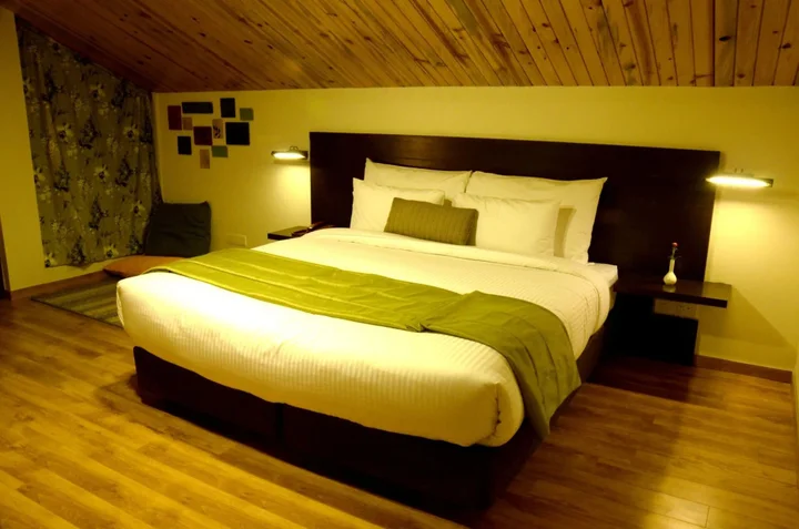 Куфри: WoodSmoke resort & Spa