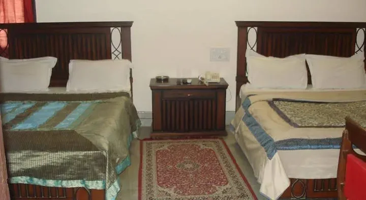Лакхнау: The Residency Inn